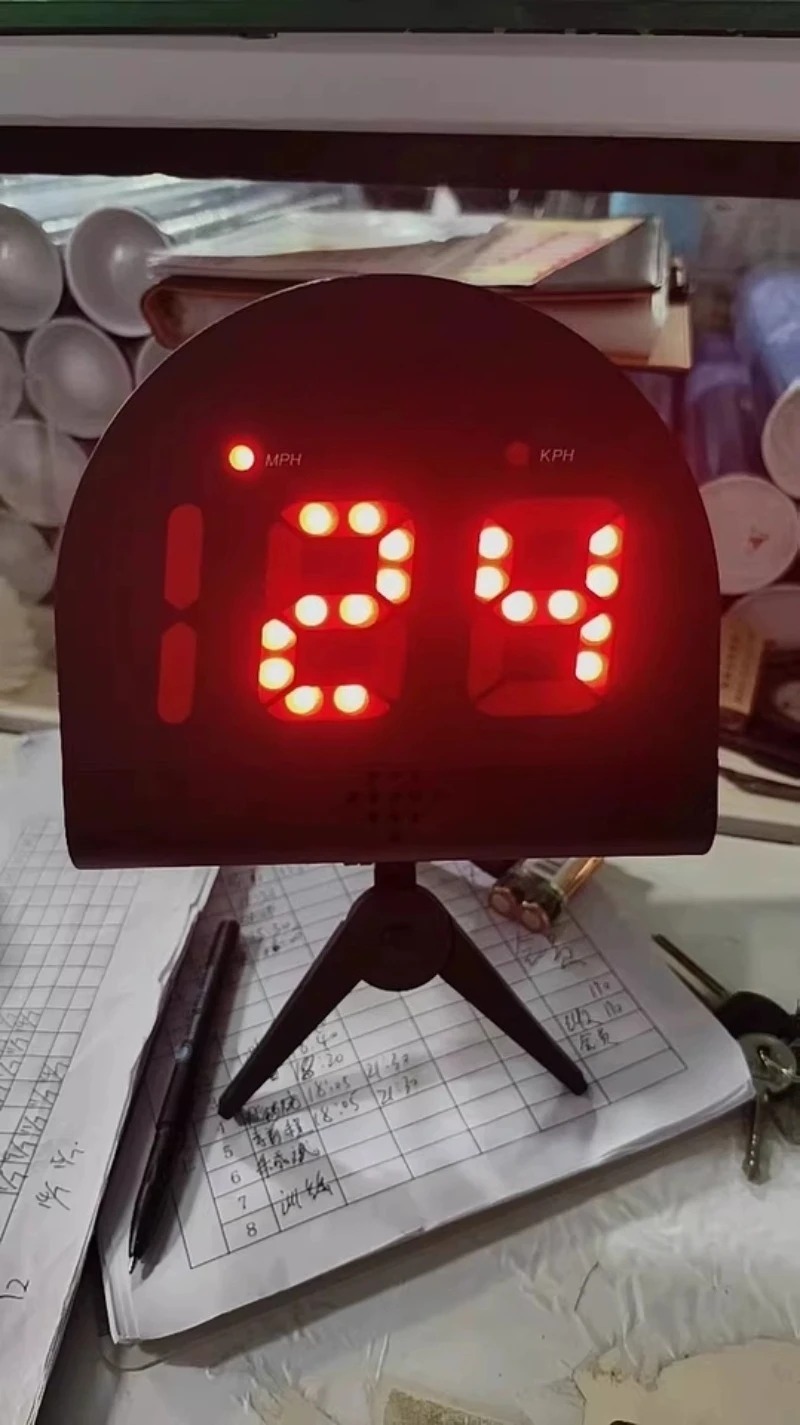 Professional Multi Sport Radar - огляд і ціна Badminton Velocity